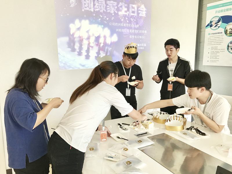 【10月生日會】我們的創(chuàng)綠家溫暖、開心，還有傳承！