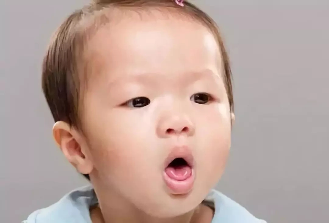 4歲男孩和媽媽辦“婚禮”，真相令人淚崩！