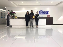 熱烈祝賀斯總夫婦簽約創綠家上海市區級代理！
